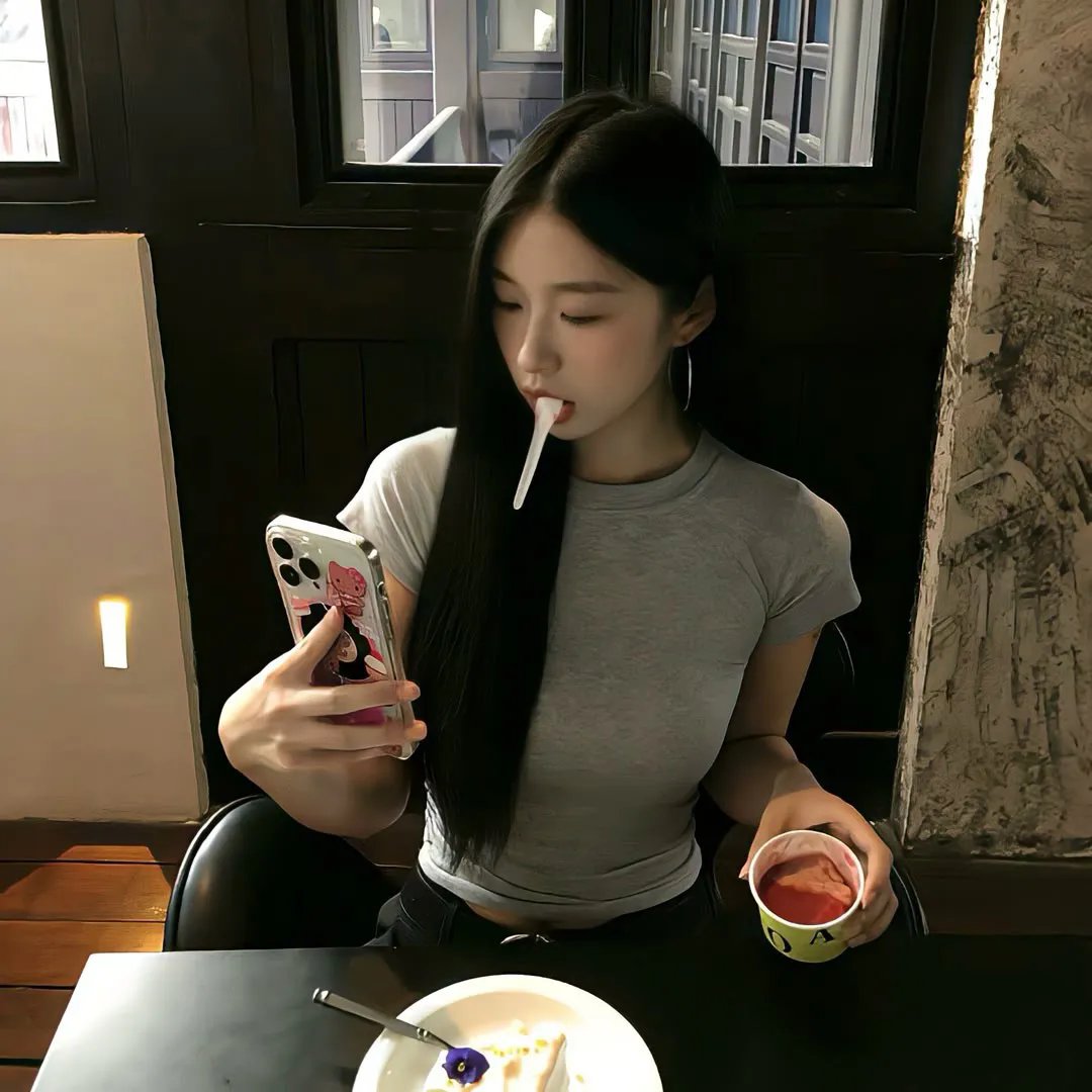 薇拉与伊娃
